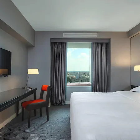 Sheraton 酒店 5*