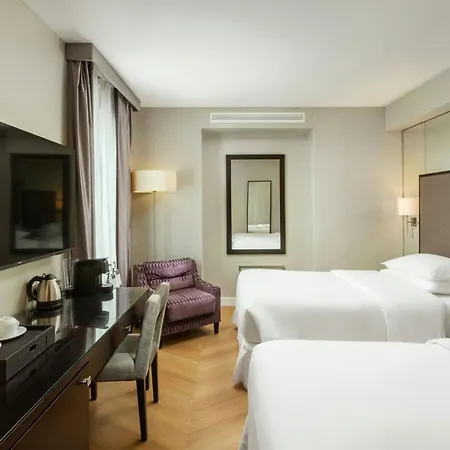 Sheraton 酒店