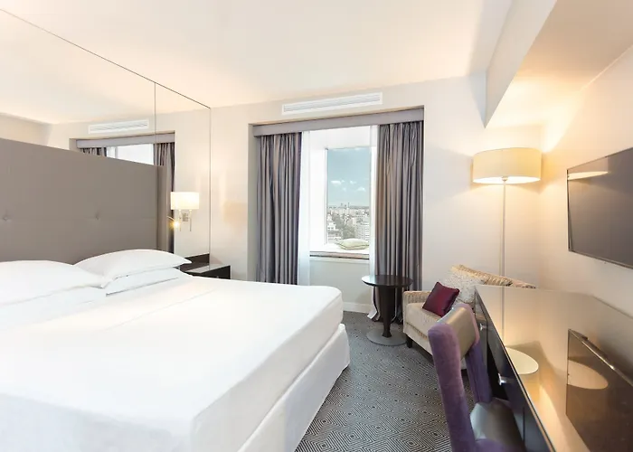 Sheraton Готель